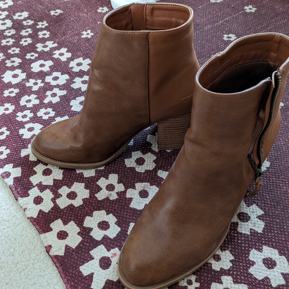 Maurices Heeled Ankle Boots